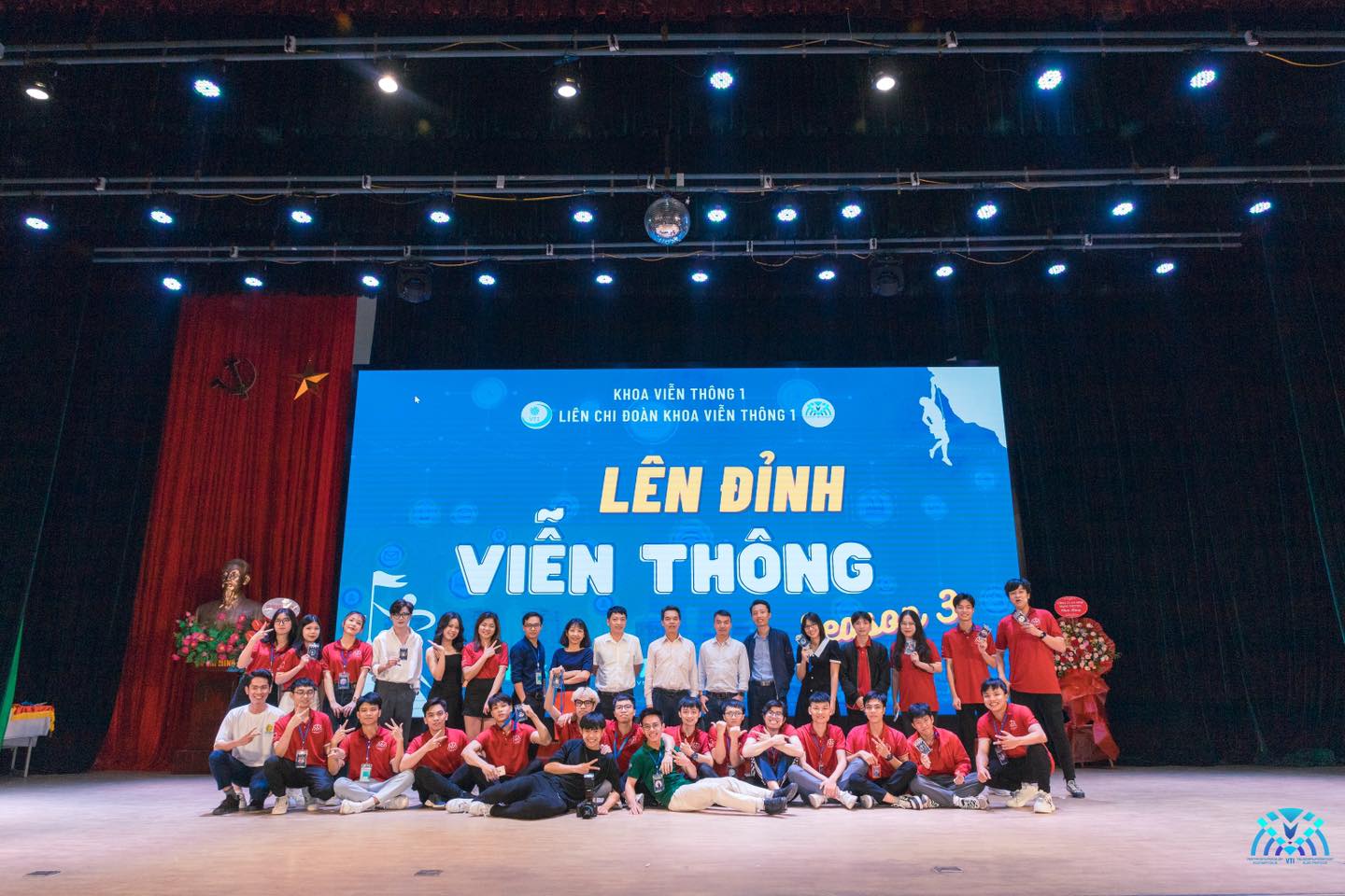 Len dinh Vien thong 2022 1